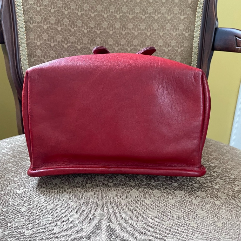Vintage Coach #9960 Daypack in Red - Picture 6 of 16